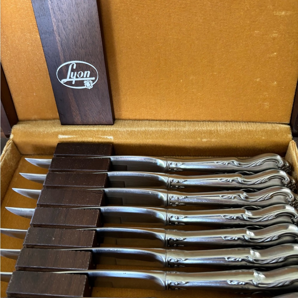 Lyon Silver Steak Knife Set